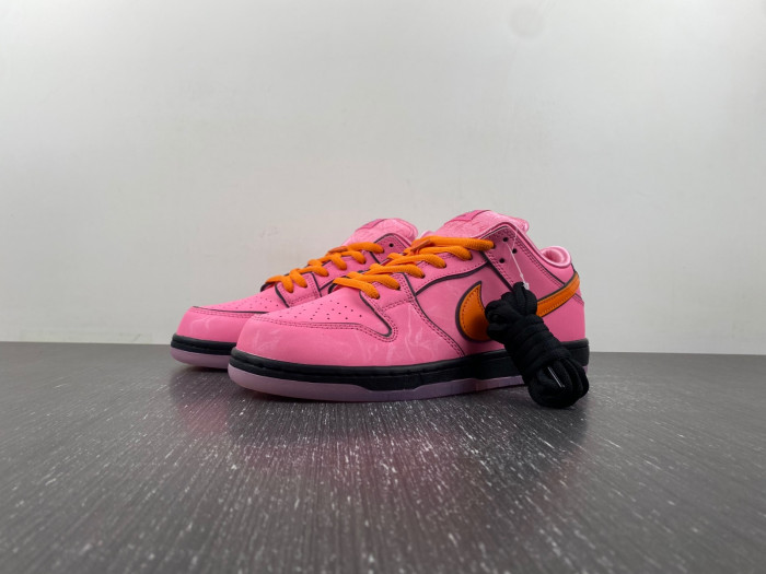 powerpuff girls x dunk low pro sb qs ''blossom'' fd2631-600
