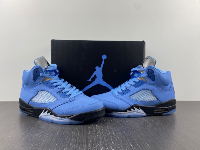 air jordan 5 “unc” university blue/black-white dv1310-401