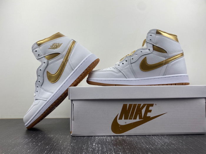 air jordan 1 retro high og metallic gold fd2596-107