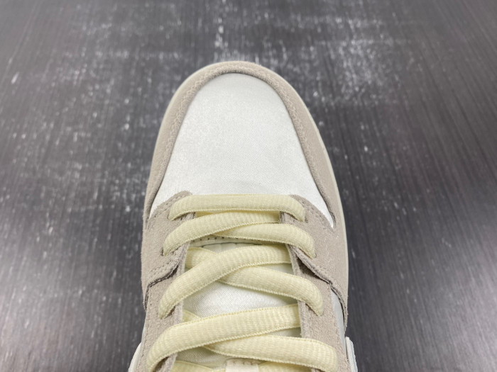 nike sb dunk low “city of love” fz5654-100