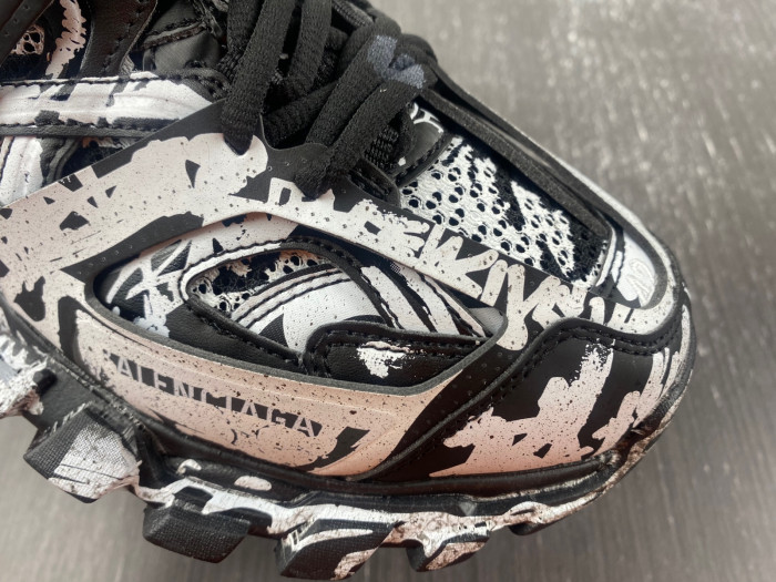 Ba*len*cia*ga track sneaker