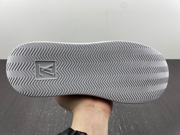 lv snekaers l0000101