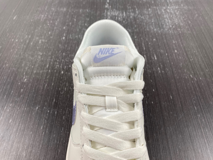 nike dunk low ess sail oxygen purple (women