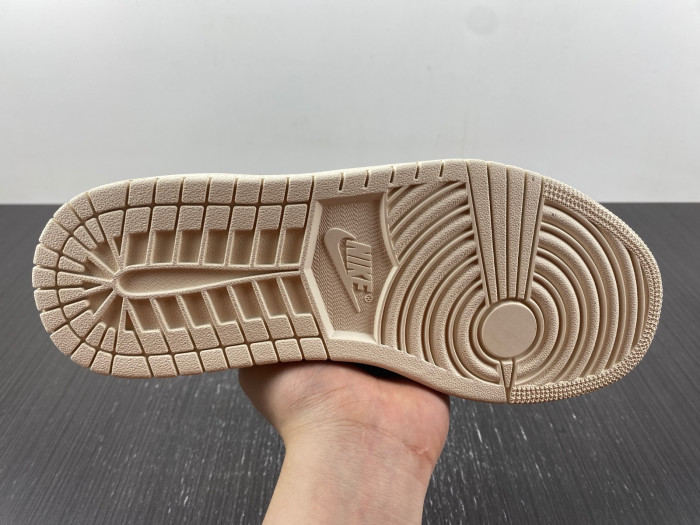 jordan 1 low aj1l0609