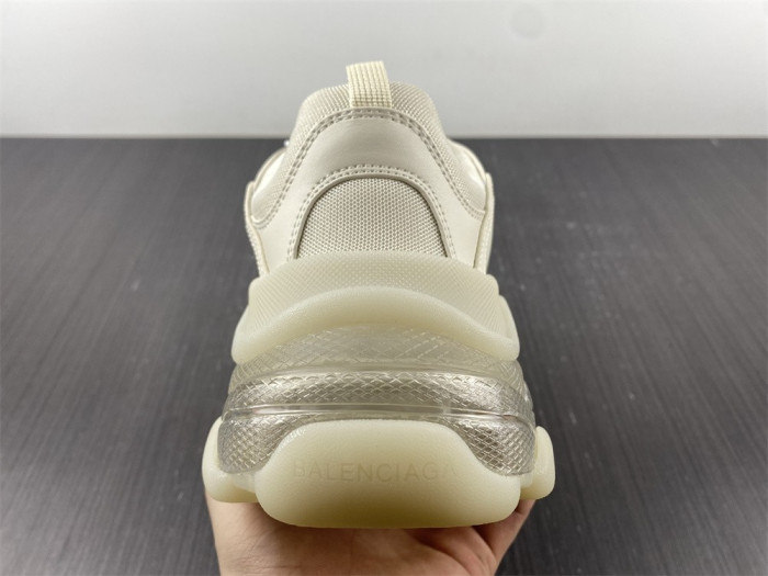 Ba*len*cia*ga triple s sneaker 8000012