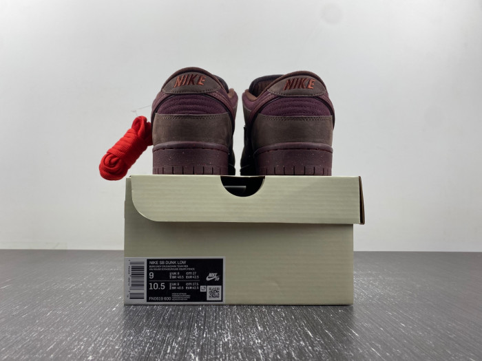 nike sb dunk low “valentine’s day” fn0619-600