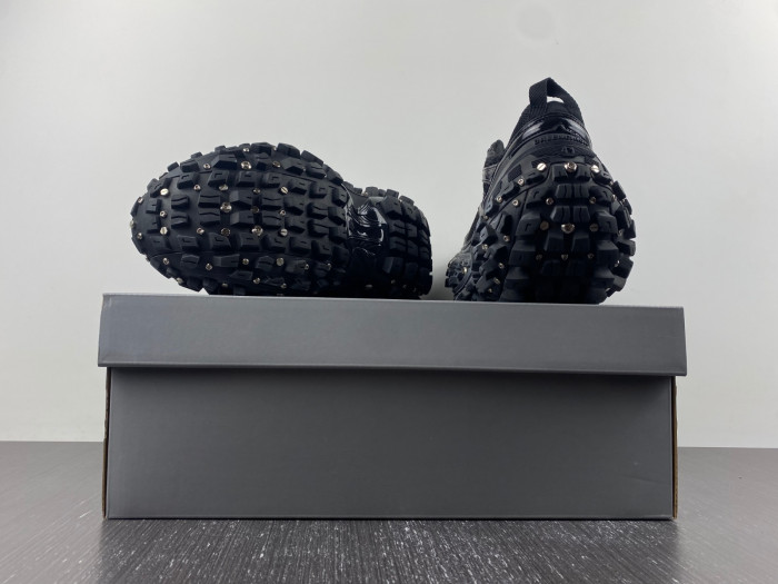 Ba*len*cia*ga defender sneaker