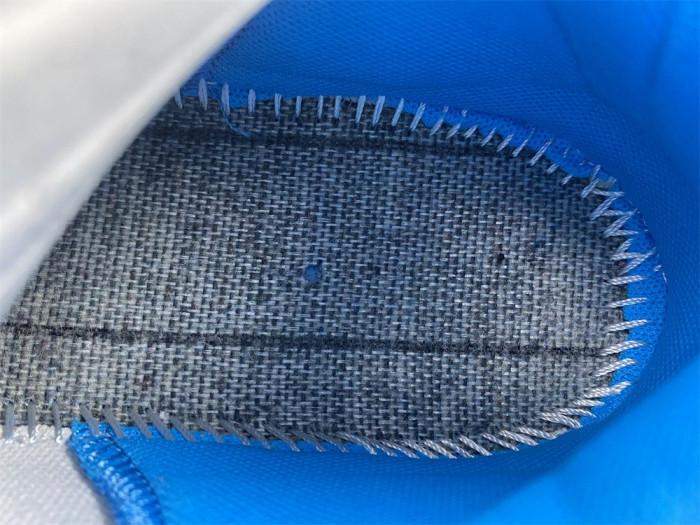 Ba*len*cia*ga triple s sneaker 8000025