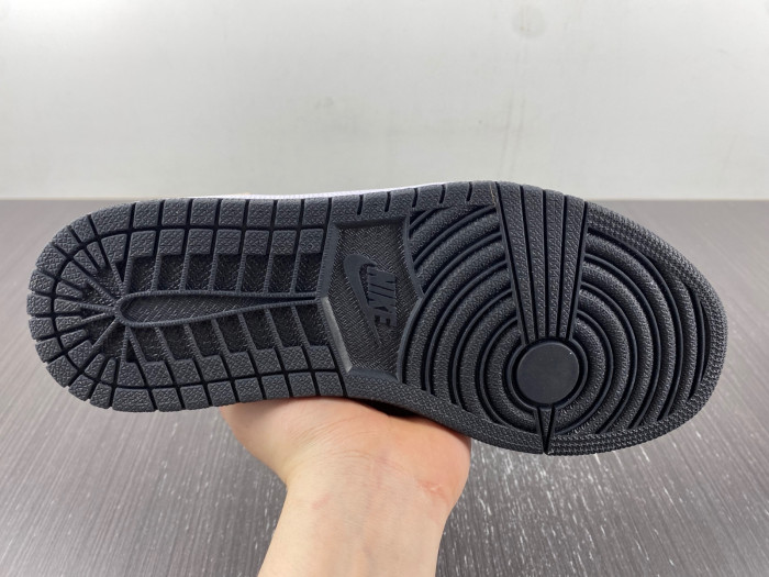 air jordan 1 low “flight club” dx4334-008