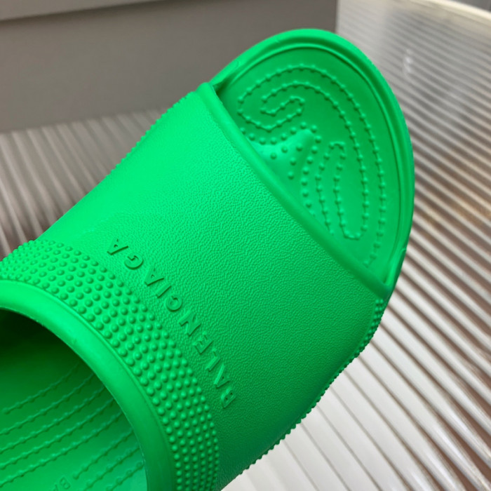 balenciag* sandal bs62