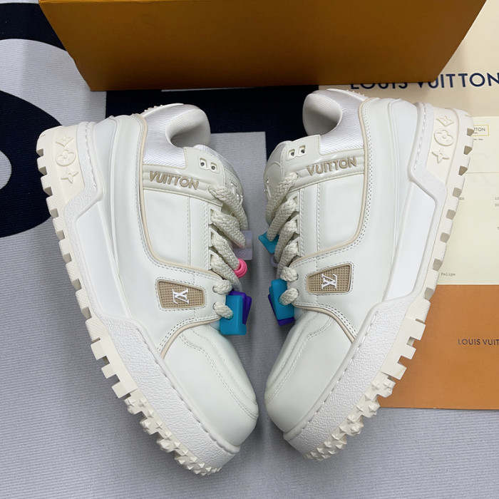 lv snekaers l0000123