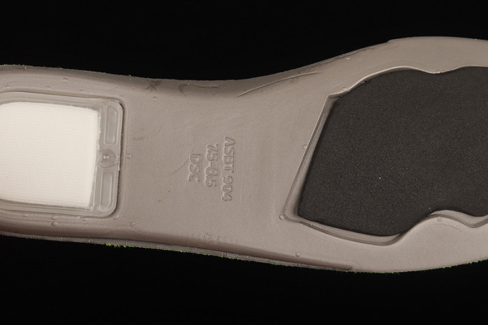 nike sb dunk low pro bart simpson bq6817-602