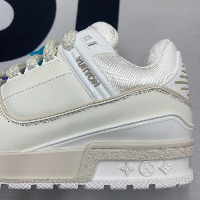 lv snekaers l0000111