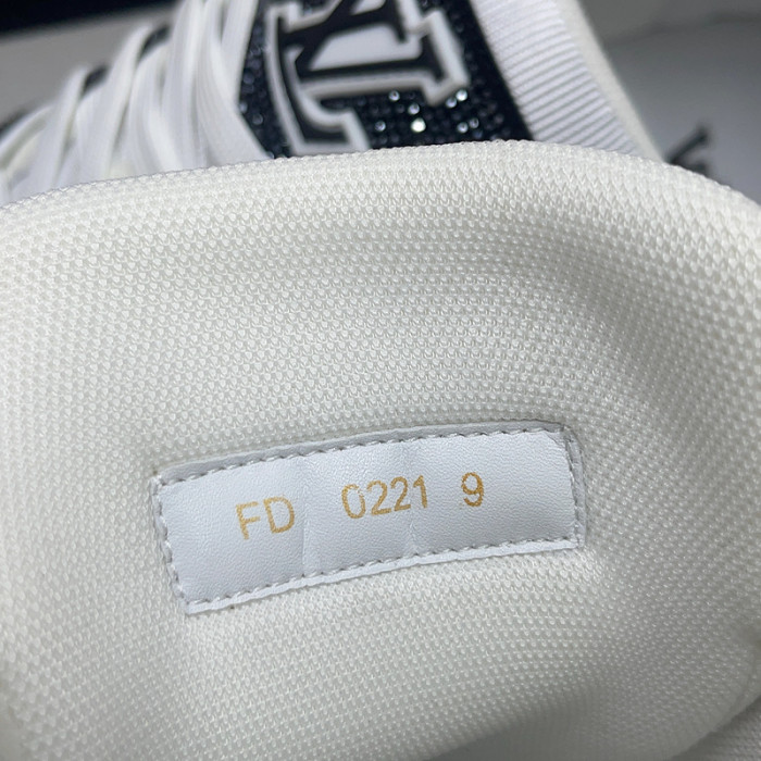 lv snekaers l0000119