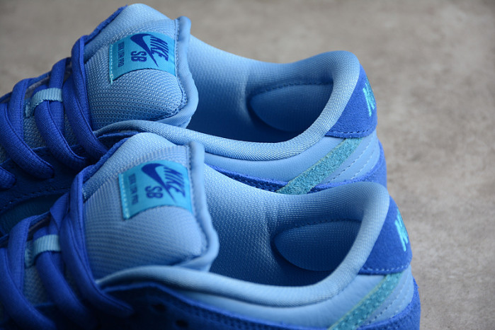 nike sb dunk low “blue raspberry” dm0807-400