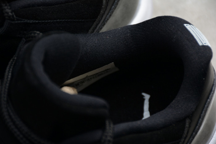 air jordan 11 retro low bg "baron" 528895-010