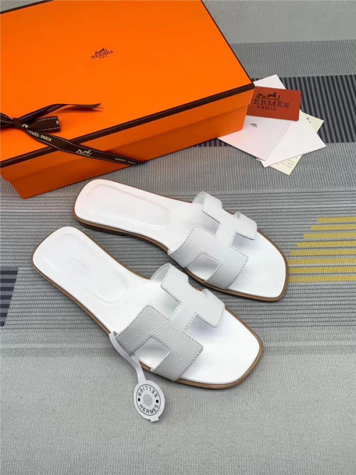 herme* sandal hs70