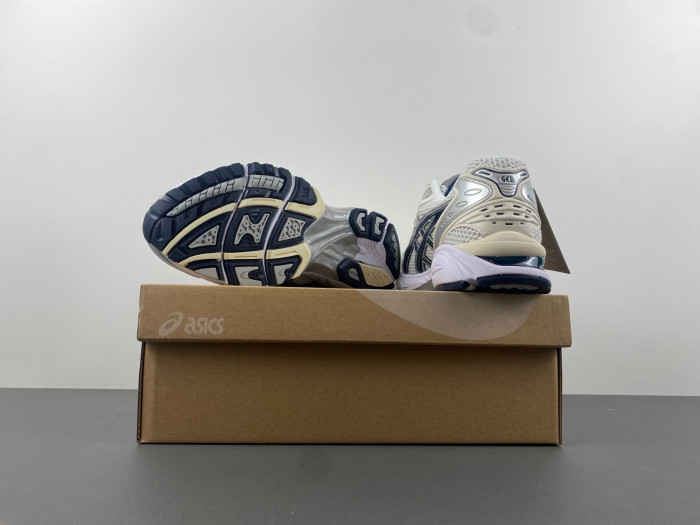 As*ic*s sneakers 1203a019