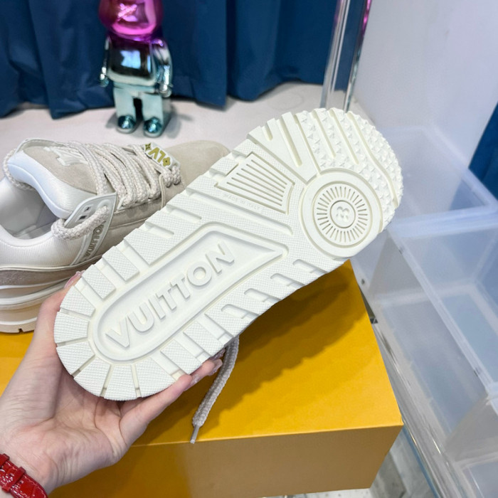 lv snekaers l0000220