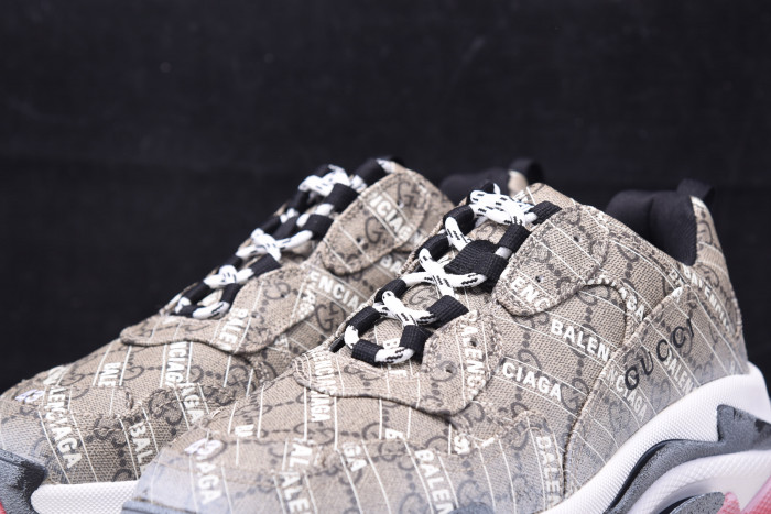 g*u*i vintage triple s 576965 dr111112