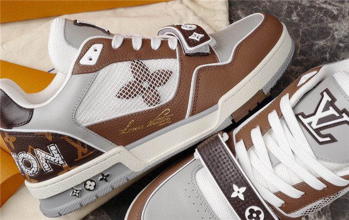 lv snekaers l0000319