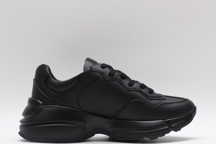 G*u*i* rhyton sneaker