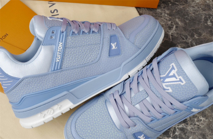 lv snekaers l0000308