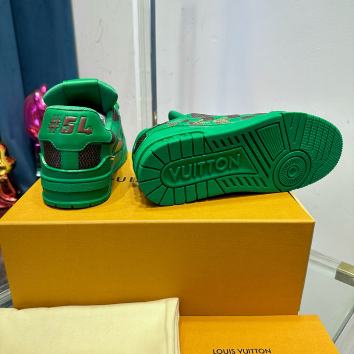 lv snekaers l0000142