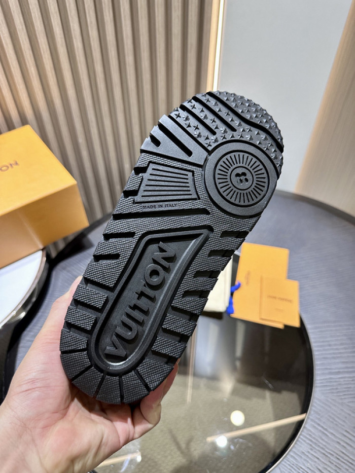 lv snekaers l0000167