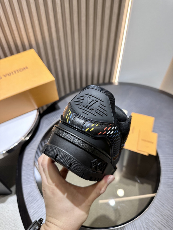 lv snekaers l0000167