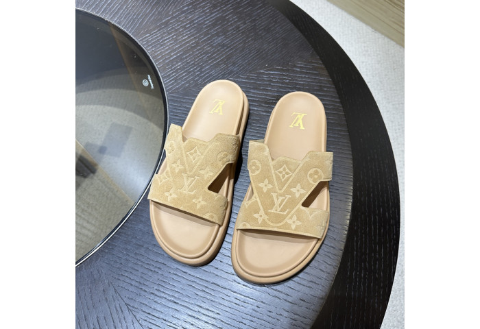 L&V sandal 225