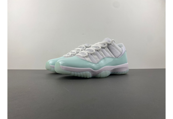 Air Jordan 11 Retro Low Igloo AH7860-103