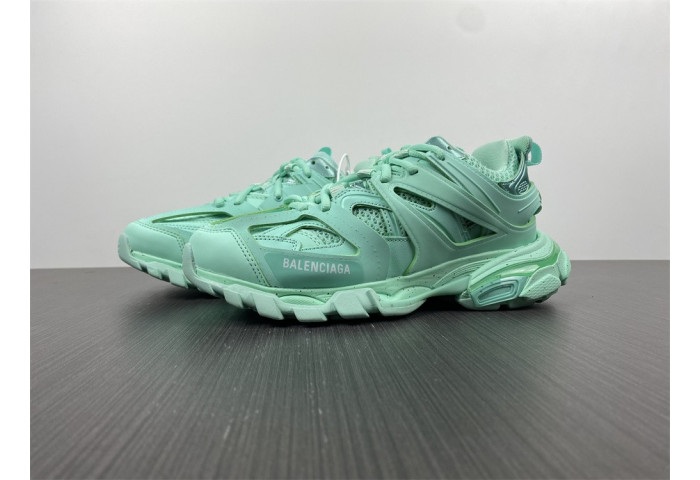 Balenciaga track W3FE3 3800