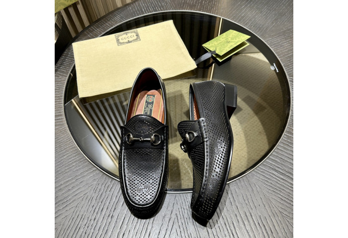 G*u*i* loafers gc181