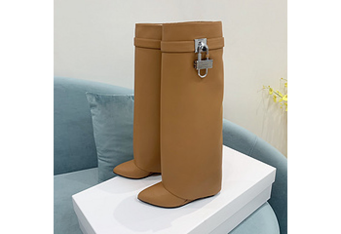 Givenchy Boots 660008