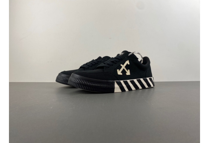OFF-W c/o Virgil Abloh Vulc Low 2A5WTW