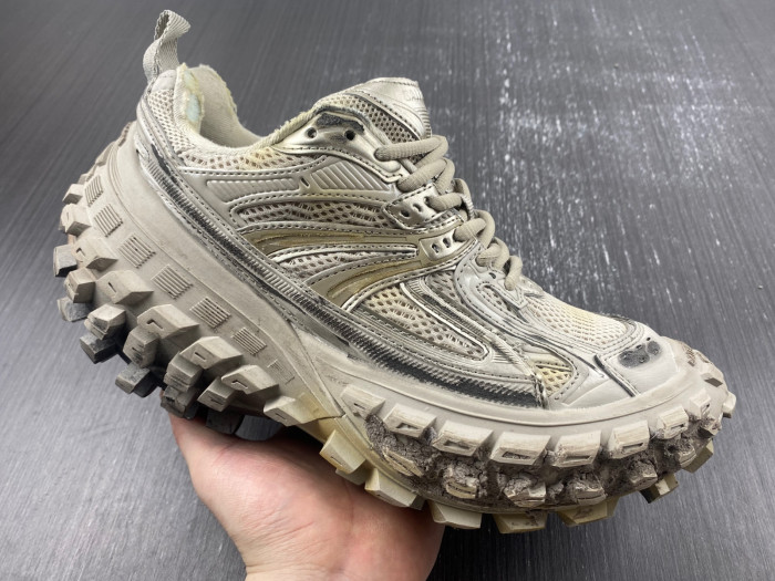 Balenciaga defender 8000078