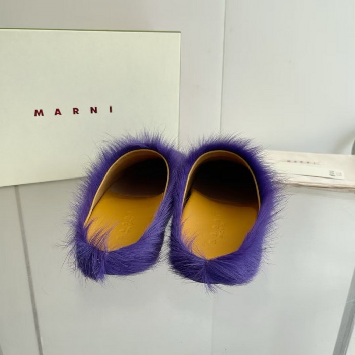 Marni Slides M004