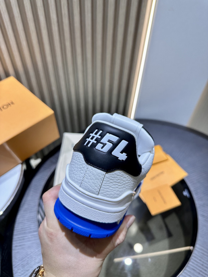 LV snekaers L0000379