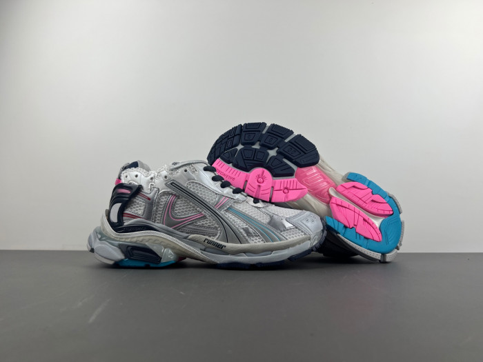 Balenciaga Runner sneaker W3RNY-0322