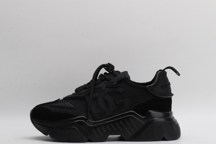 DG Sneaker 40
