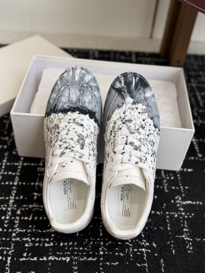 Ma1s0n Marg*e1a CALFSKIN S57WS0426