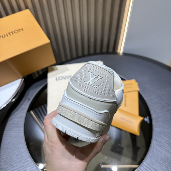 LV snekaers L0000432