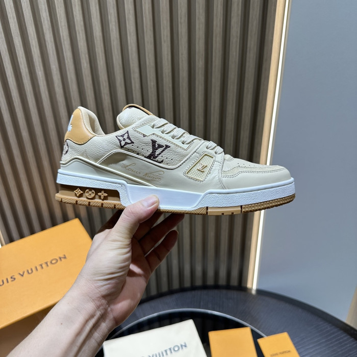LV snekaers L0000832