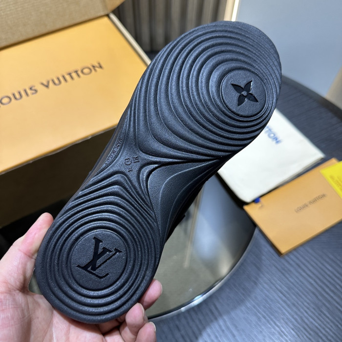 LV snekaers L0000893