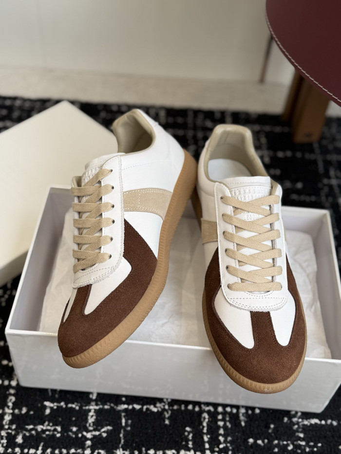 Ma1s0n Marg*e1a CALFSKIN S57WS0433