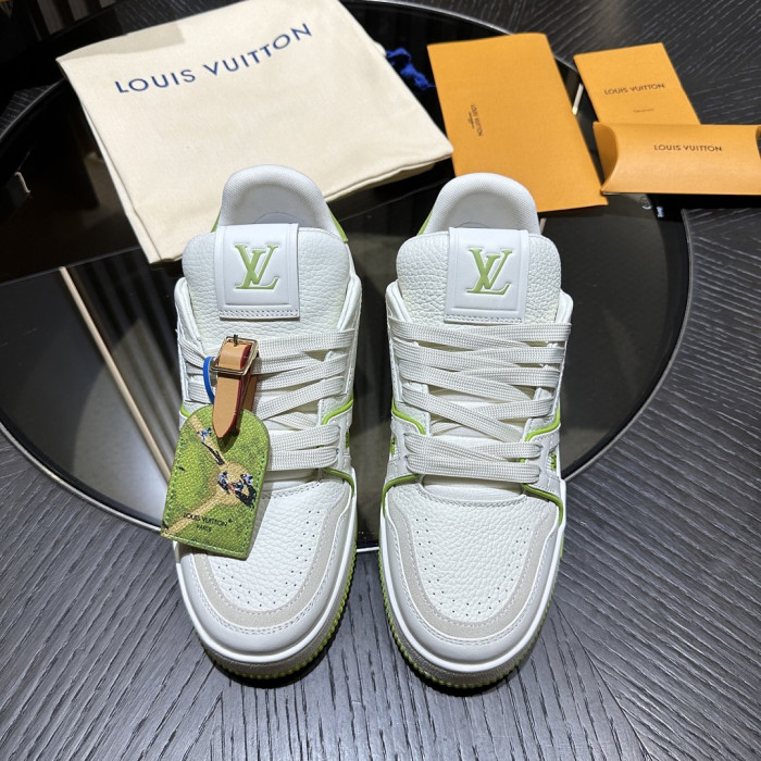 LV sneakers L0000861