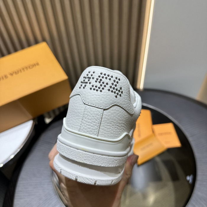 LV snekaers L0000434