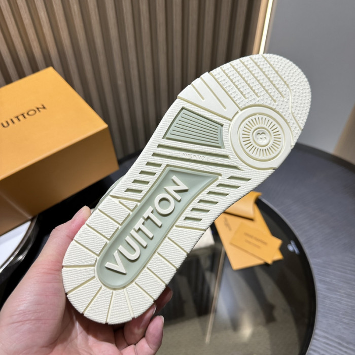 LV snekaers L0000435