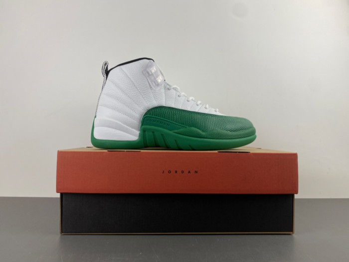 Air Jordan 12 “Bucks” CT8013-103